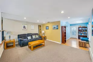 35 Jerold St, Plainview, NY 11803 - Photo 6