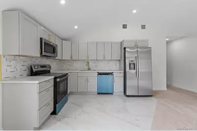 22917 144th Avenue, Springfield Gardens, NY 11413 - Photo 22