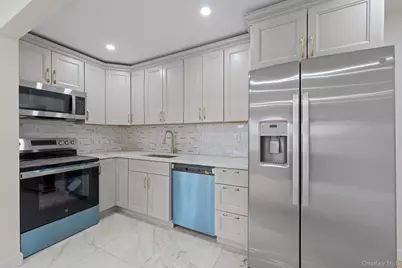 22917 144th Avenue, Springfield Gardens, NY 11413 - Photo 6