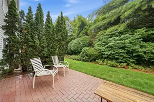 260 Medea Way, Central Islip, NY 11722 - Photo 30