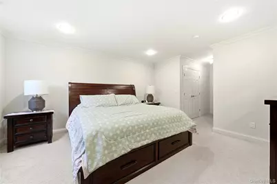 260 Medea Way, Central Islip, NY 11722 - Photo 18