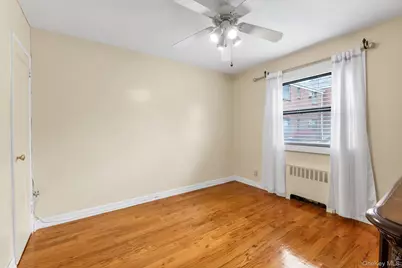 163-02 Willets Point Blvd. #4-221, Whitestone, NY 11357 - Photo 10