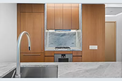 611 W 56th Street #6F, New York, NY 10019 - Photo 2