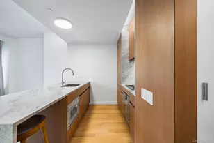 611 W 56th St, New York, NY 10019 - Photo 4