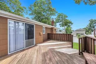 612 Vine St, Babylon, NY 11702 - Photo 32