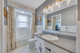 612 Vine St, Babylon, NY 11702 - Photo 18