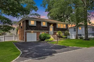 612 Vine St, Babylon, NY 11702 - Photo 2
