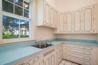 151 Academy Street, Poughkeepsie, NY 12601 - Photo 16