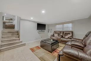 511 Devon Pl, West Islip, NY 11795 - Photo 14