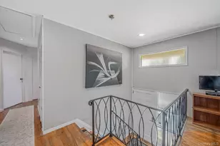 92 Rhode Island Ave, Bay Shore, NY 11706 - Photo 18