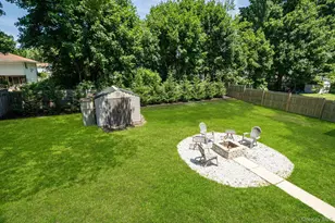 92 Rhode Island Ave, Bay Shore, NY 11706 - Photo 34