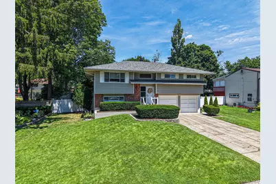 92 Rhode Island Avenue, Bay Shore, NY 11706 - Photo 1