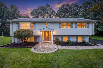 5 Newport Court, Suffern, NY 10901 - Photo 1