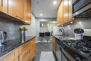 182-25 Wexford Terrace, Jamaica, NY 11432 - Photo 6