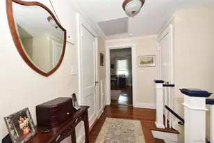 3-08 38th Rd, Douglaston, NY 11363 - Photo 18