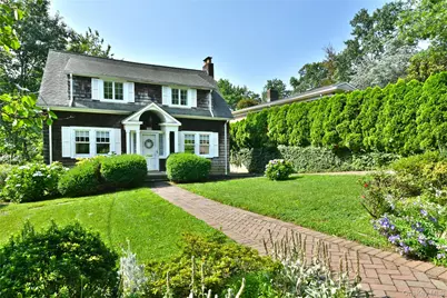 308 38th Road, Douglaston, NY 11363 - Photo 2