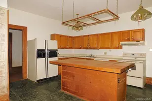 853 Salt Point Turnpike, Poughkeepsie, NY 12601 - Photo 6