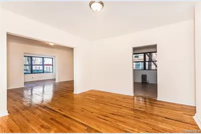 204 W 260th Street, Bronx, NY 10471 - Photo 10