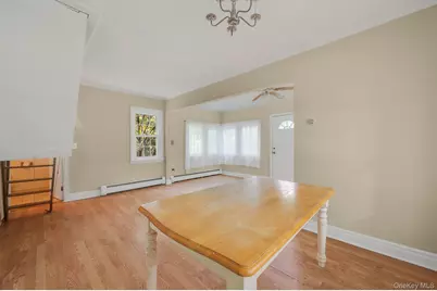 24 Thomas Road, Sound Beach, NY 11789 - Photo 6