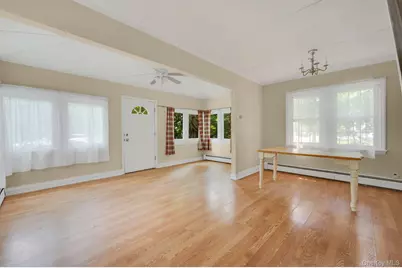 24 Thomas Road, Sound Beach, NY 11789 - Photo 4