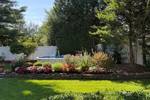 211 Berry Hill Rd, Syosset, NY 11791 - Photo 2