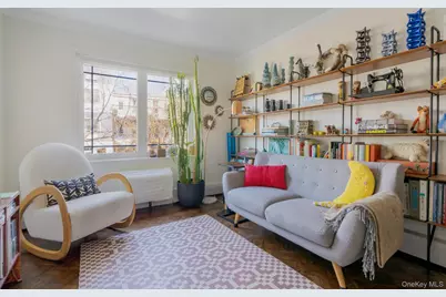 25 Meserole Street #3R, Brooklyn, NY 11206 - Photo 2