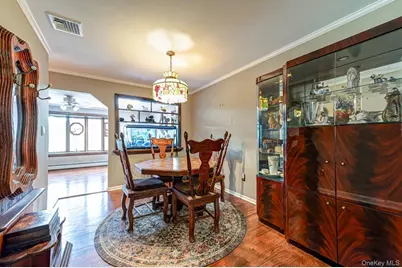 41 Oak Street, Smithtown, NY 11787 - Photo 8