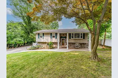 41 Oak Street, Smithtown, NY 11787 - Photo 28