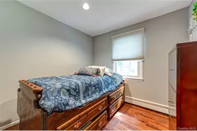 41 Oak Street, Smithtown, NY 11787 - Photo 18