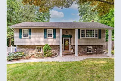41 Oak Street, Smithtown, NY 11787 - Photo 1