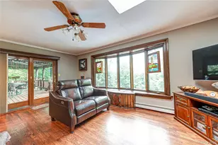 41 Oak St, Smithtown, NY 11787 - Photo 14