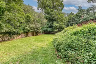 41 Oak St, Smithtown, NY 11787 - Photo 24