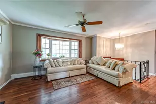 41 Oak St, Smithtown, NY 11787 - Photo 6