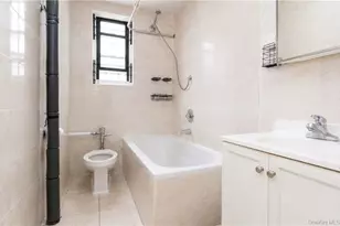 1289 E 19th St, Brooklyn, NY 11230 - Photo 12
