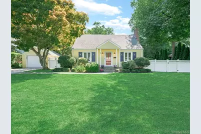 36 Francis Terrace, Glen Cove, NY 11542 - Photo 2