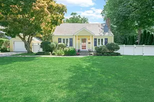 36 Francis Terrace, Glen Cove, NY 11542 - Photo 2