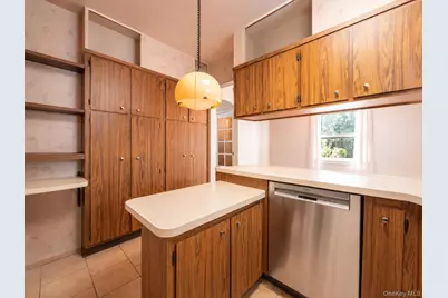 76-53 172nd Street, Fresh Meadows, NY 11366 - Photo 12