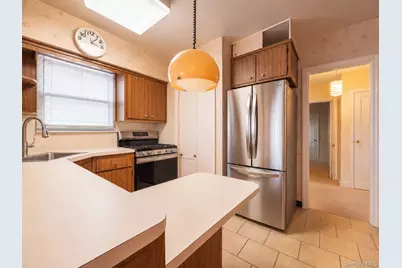 76-53 172nd Street, Fresh Meadows, NY 11366 - Photo 10