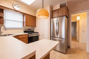 76-53 172nd St, Fresh Meadows, NY 11366 - Photo 10