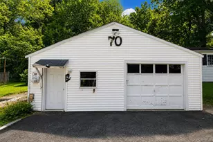 70 Winona Ave, Newburgh, NY 12550 - Photo 26