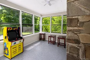70 Winona Ave, Newburgh, NY 12550 - Photo 8