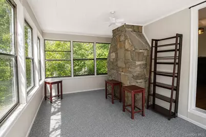70 Winona Avenue, Newburgh, NY 12550 - Photo 18