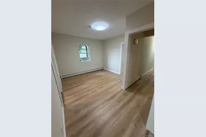 14 Perkal Street, Bay Shore, NY 11706 - Photo 10