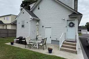 14 Perkal St, Bay Shore, NY 11706 - Photo 20