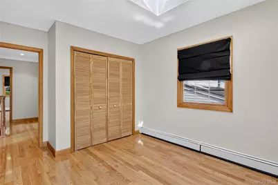 75 Maple Street, Roslyn Heights, NY 11577 - Photo 20