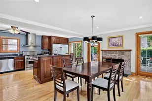 75 Maple St, Roslyn Heights, NY 11577 - Photo 10