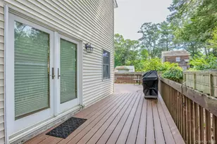 28 Roanoke Rd, Sound Beach, NY 11789 - Photo 8