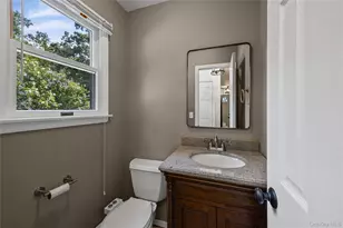 28 Roanoke Rd, Sound Beach, NY 11789 - Photo 36