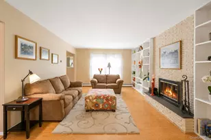 4 Beaverdale Ln, Stony Brook, NY 11790 - Photo 8