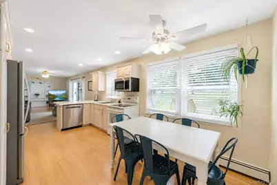 4 Beaverdale Lane, Stony Brook, NY 11790 - Photo 14